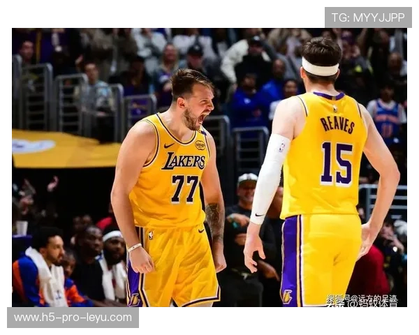 _湖人队迎来反弹，连胜在望_，看一下湖人队